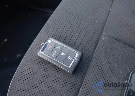 2022 Jeep Grand Cherokee L Altitude 4X4 from USA, damaged, VIN 1C4RJKAG9N8553802